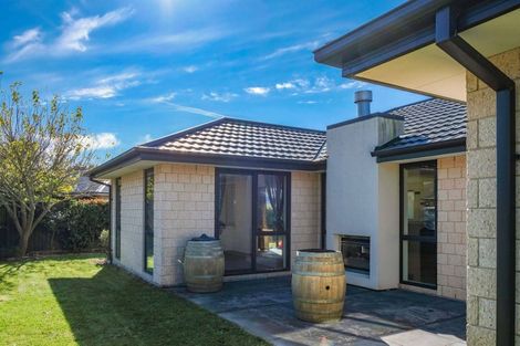 Photo of property in 43 Somerville Crescent, Aidanfield, Christchurch, 8025