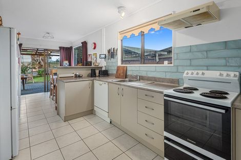 Photo of property in 12 Cypress Gardens Place, Onerahi, Whangarei, 0110