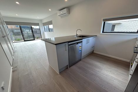 Photo of property in 57 Whati Lane, Henderson, Auckland, 0612