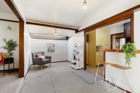 Photo of property in 37 Somerset Crescent, Spreydon, Christchurch, 8024