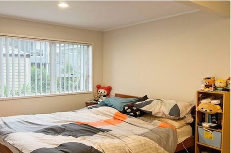 Photo of property in 4 Santiago Crescent, Unsworth Heights, Auckland, 0632