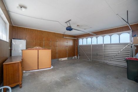 Photo of property in 8 Edgecombe Court, Roslyn, Palmerston North, 4414