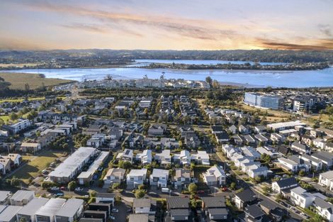 Photo of property in 32 Meteor Road, Hobsonville, Auckland, 0616