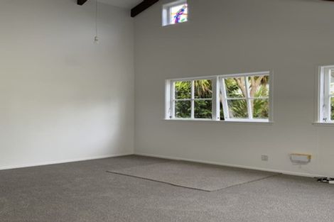 Photo of property in 1/10 Springbank Lane, Te Atatu Peninsula, Auckland, 0610