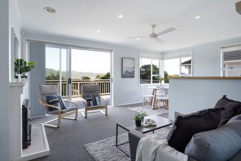Photo of property in 26 Sievers Grove, Cannons Creek, Porirua, 5024