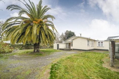 Photo of property in 46 Bridge Street, Bulls, 4818
