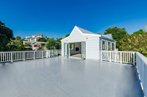 Photo of property in 11 Hicks Crescent, Waikanae Beach, Waikanae, 5036