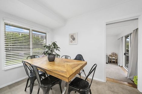 Photo of property in 2 Hadfield Place, Paraparaumu Beach, Paraparaumu, 5032