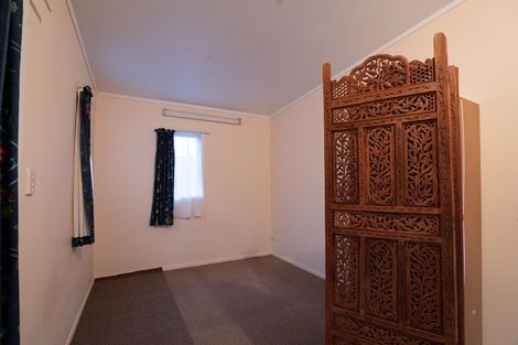 Photo of property in 15 Camden Place, Papatoetoe, Auckland, 2025