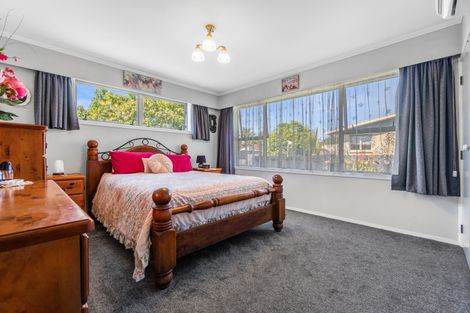 Photo of property in 26 Totara Drive, St Andrews, Hamilton, 3200