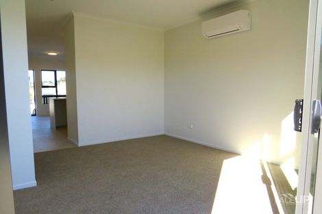 Photo of property in 18 Manarini Road, Westgate, Auckland, 0614