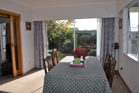 Photo of property in 84 Kirk Street, Otaki, 5512