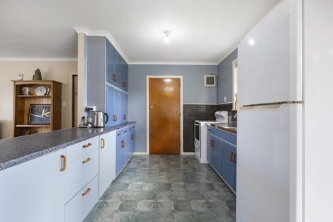 Photo of property in 1/7 Rewarewa Road, Te Atatu Peninsula, Auckland, 0610