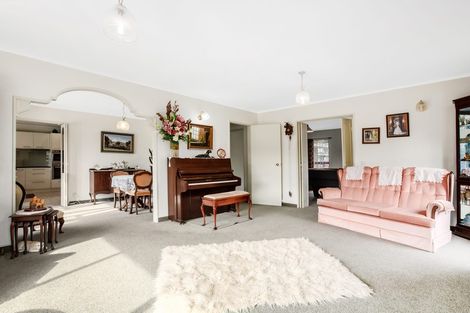 Photo of property in 8 Observatory Close, Whitby, Porirua, 5024