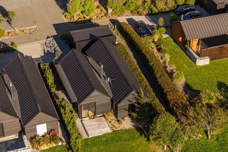 Photo of property in 12 Fife Court, Jacks Point, Queenstown, 9371
