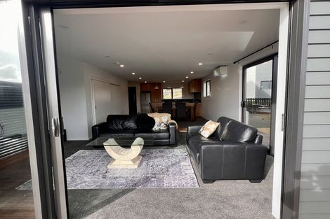 Photo of property in 14 Bee Lane, Whitby, Porirua, 5024