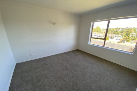 Photo of property in 1/6 Philson Terrace, Browns Bay, Auckland, 0630