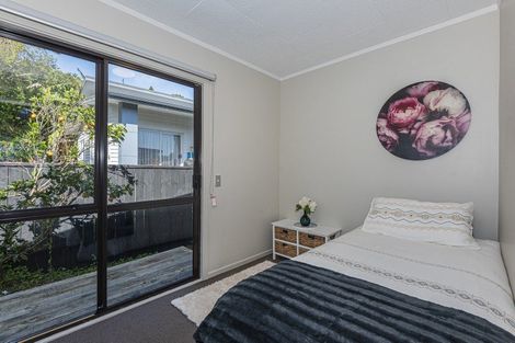 Photo of property in 72a Beach Road, Onerahi, Whangarei, 0110