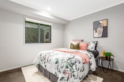 Photo of property in 31 Mooring Close, Whitby, Porirua, 5024