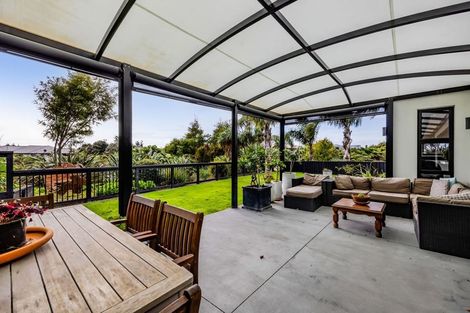 Photo of property in 23 Links Drive, Waiwhakaiho, New Plymouth, 4312