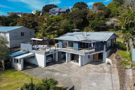 Photo of property in 1099 Whangaparaoa Road, Tindalls Beach, Whangaparaoa, 0930