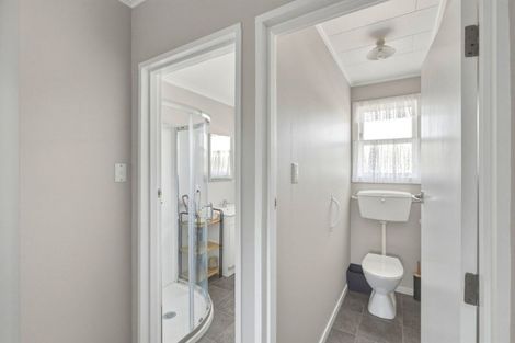 Photo of property in 172 Karaka Street, Castlecliff, Whanganui, 4501