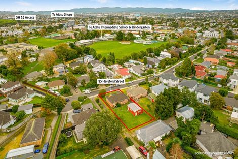 Photo of property in 35 Hereford Street, Te Atatu Peninsula, Auckland, 0610