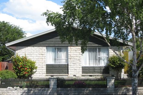 Photo of property in 25 Chipping Lane, Redwood, Christchurch, 8051