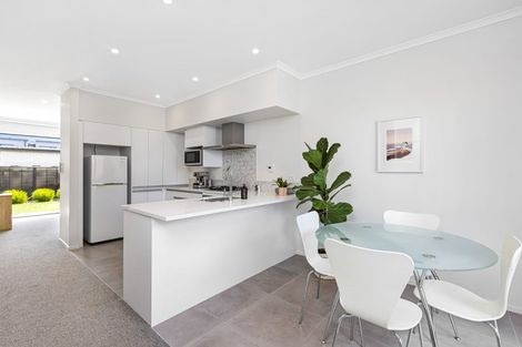 Photo of property in 42 Pennant Street, Long Bay, Auckland, 0630