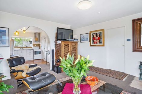 Photo of property in 2/123 Pigeon Mountain Road, Half Moon Bay, Auckland, 2012