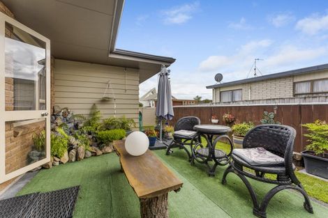 Photo of property in 14 Rugby Street, Levin, 5510