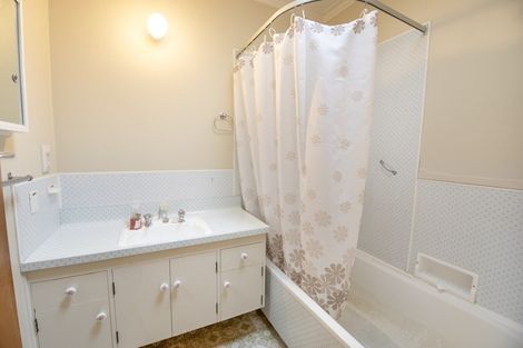 Photo of property in 2/20 Peddie Street, Taradale, Napier, 4112