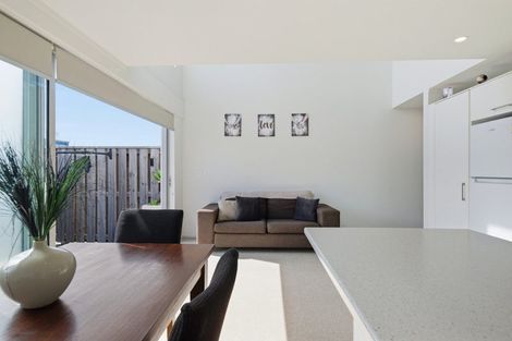 Photo of property in 30/31 Reynolds Place, Papamoa Beach, Papamoa, 3118