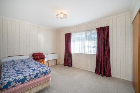 Photo of property in 8 Edgecombe Court, Roslyn, Palmerston North, 4414