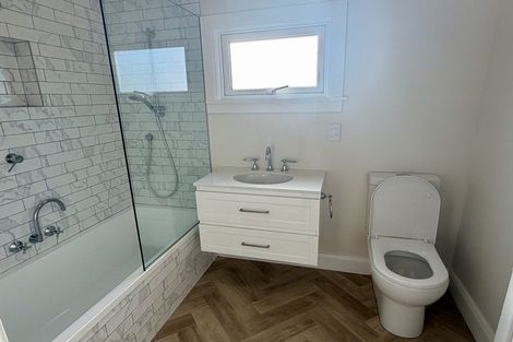 Photo of property in 8 Karaka Street, Hokowhitu, Palmerston North, 4410