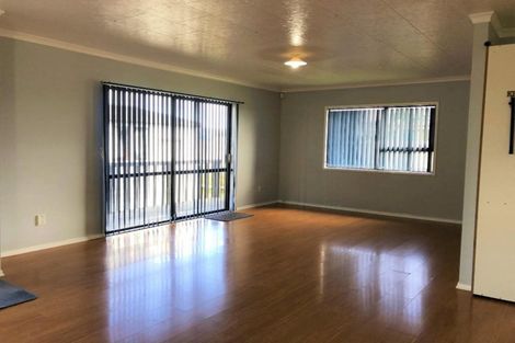 Photo of property in 27 Silverstone Place, Henderson, Auckland, 0612