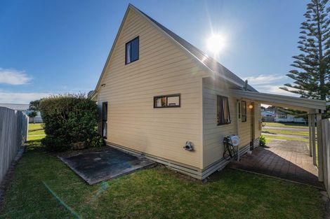Photo of property in 136a Pauanui Boulevard, Pauanui, Hikuai, 3579