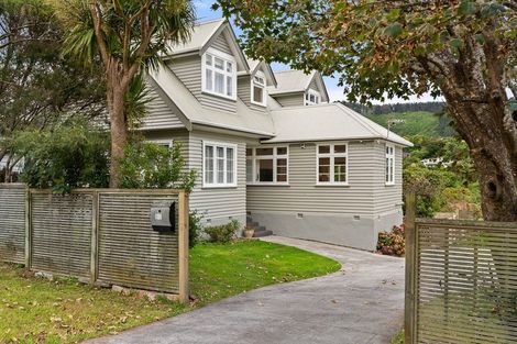 Photo of property in 30 Ngatitoa Street, Tawa, Wellington, 5028