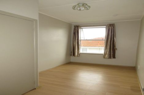 Photo of property in 53 Routley Drive, Glen Eden, Auckland, 0602