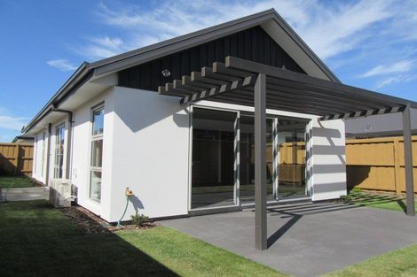 Photo of property in 33 Farnborough Way, Rolleston, 7615