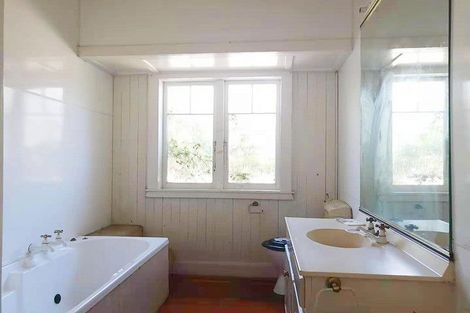 Photo of property in 55 Margan Avenue, New Lynn, Auckland, 0600