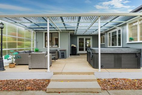 Photo of property in 87 Timaru Road, Waimate, 7924