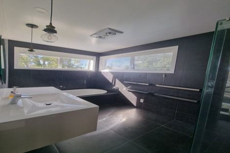 Photo of property in 13 Merchant Avenue, Te Atatu South, Auckland, 0610