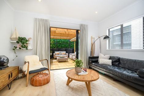 Photo of property in 6 Saltmarsh Road, Hobsonville, Auckland, 0616