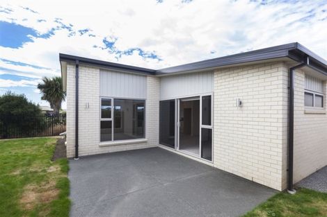 Photo of property in 67 Rannoch Drive, Broomfield, Christchurch, 8042