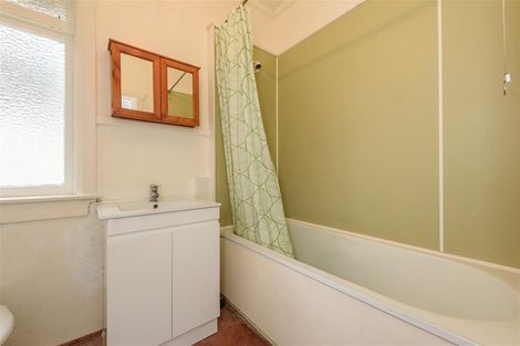 Photo of property in 94 Wallace Street, Mount Cook, Wellington, 6021