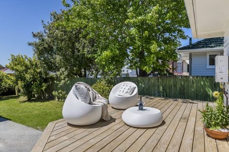 Photo of property in 787 Te Atatu Road, Te Atatu Peninsula, Auckland, 0610