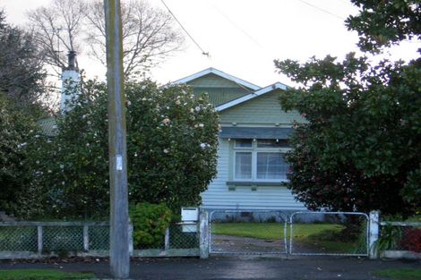 Photo of property in 41 Cambridge Terrace, Masterton, 5810