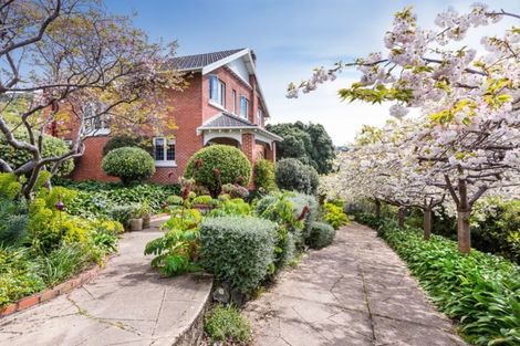 Photo of property in 18 Cliffs Road, Saint Clair, Dunedin, 9012