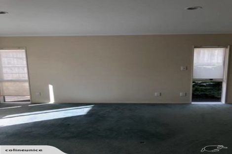 Photo of property in 30 Newinn Crescent, East Tamaki Heights, Auckland, 2016